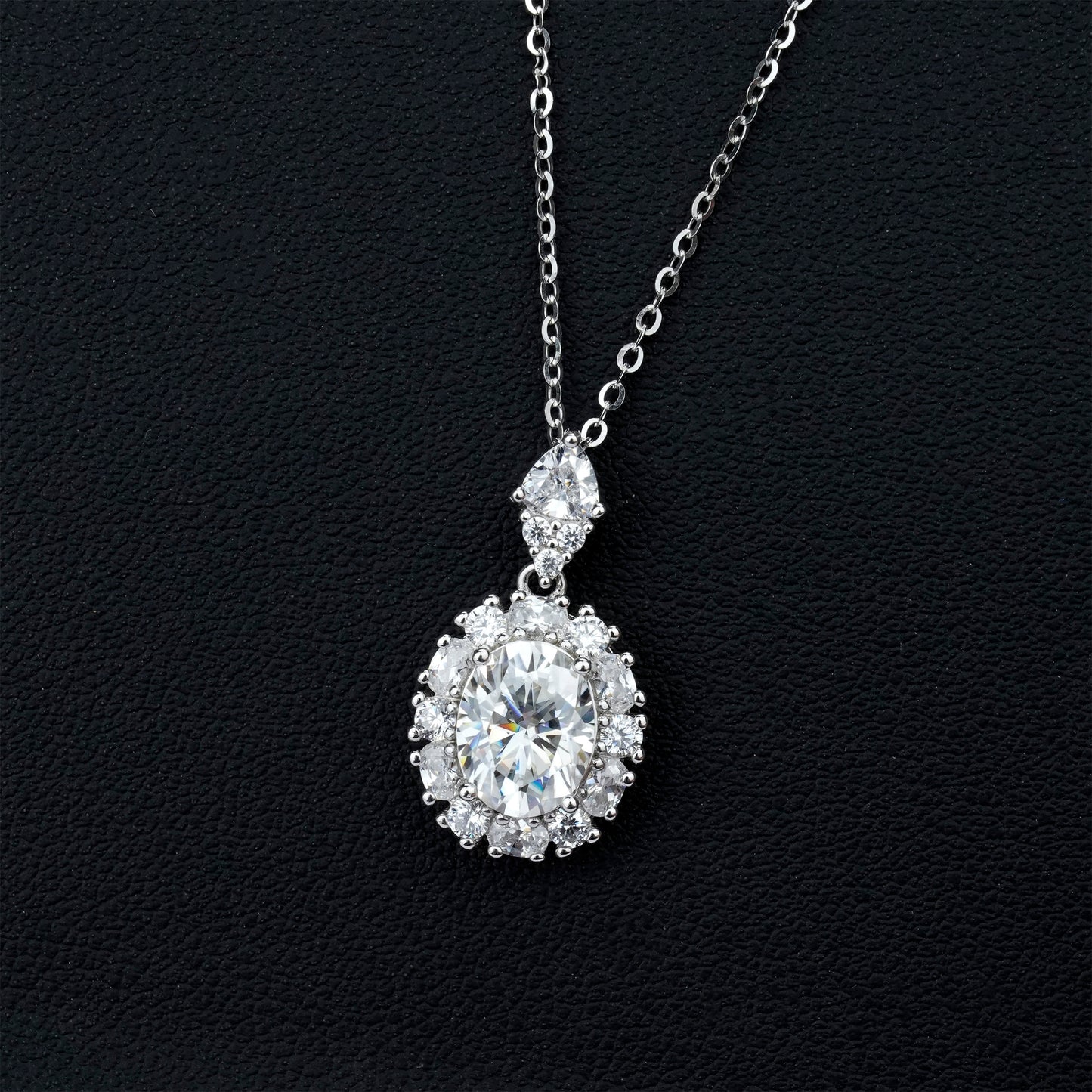 Beloved Oval 2ct Halo Moissanite Necklace