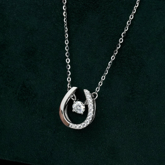 Horse Shoe 0.3ct Moissanite Diamond Pendant w/s925 Chain