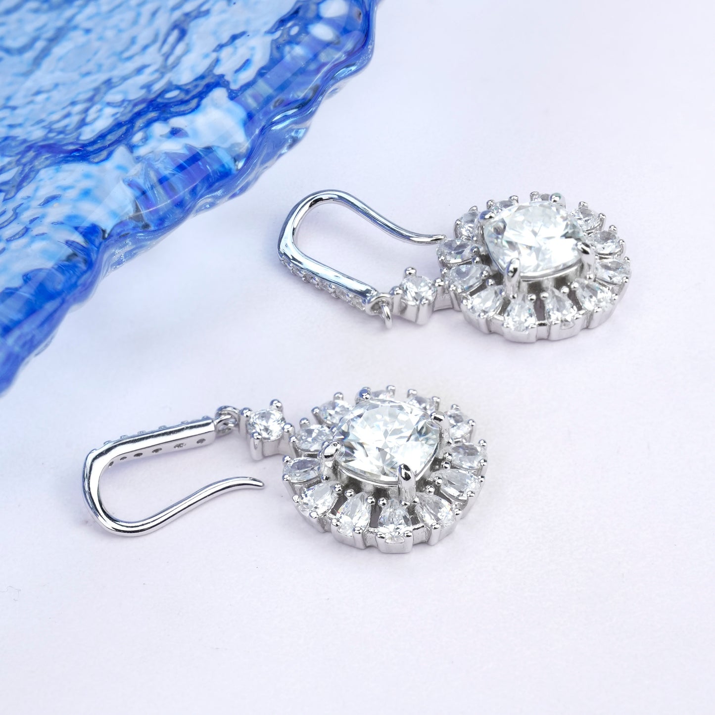 [LeBijouLab] Celeste Cushion Cut 1ct*2 Dangling Moissanit Earrings