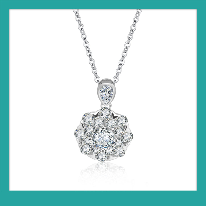 Heart On Fire 0.5Carat Moissanite Diamond Pendant w/S925 chain