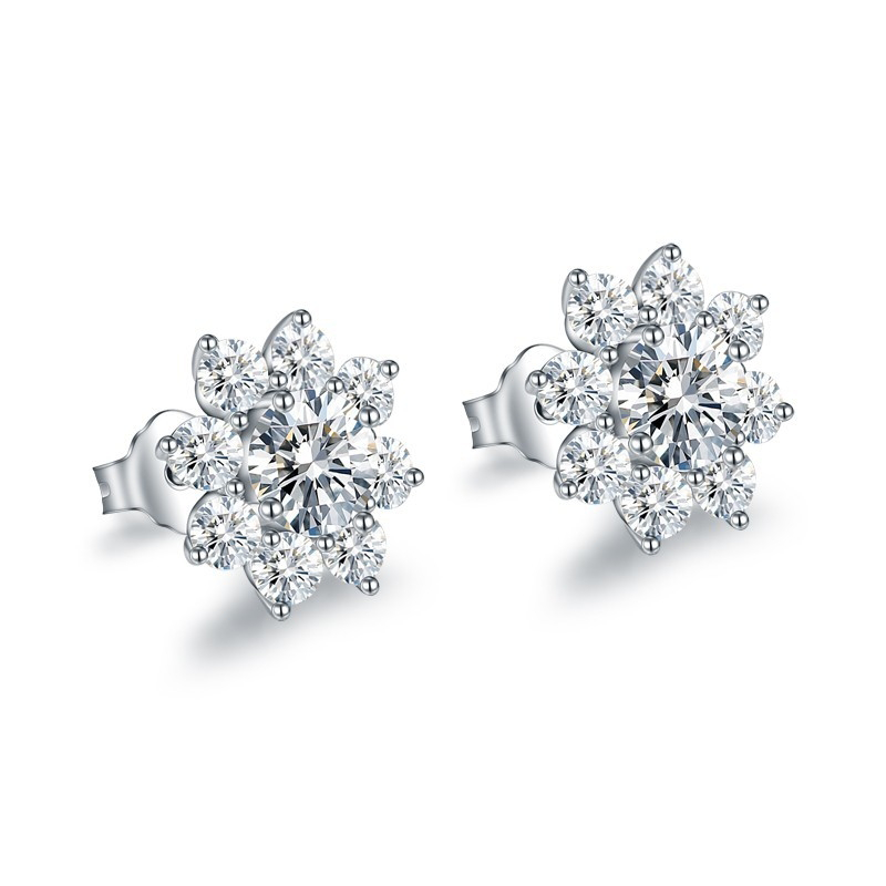 Sunflower 0.5Carat*2 Moissanite Stud Earrings