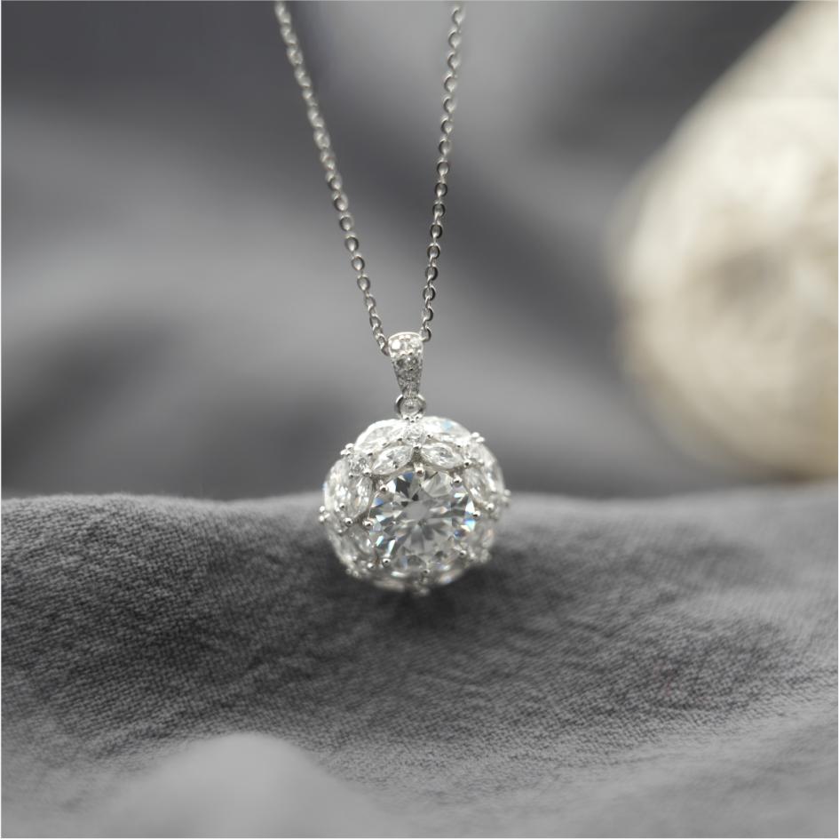 [LeBijouLab] Eye in The Sky 3Carat Moissanite Necklace